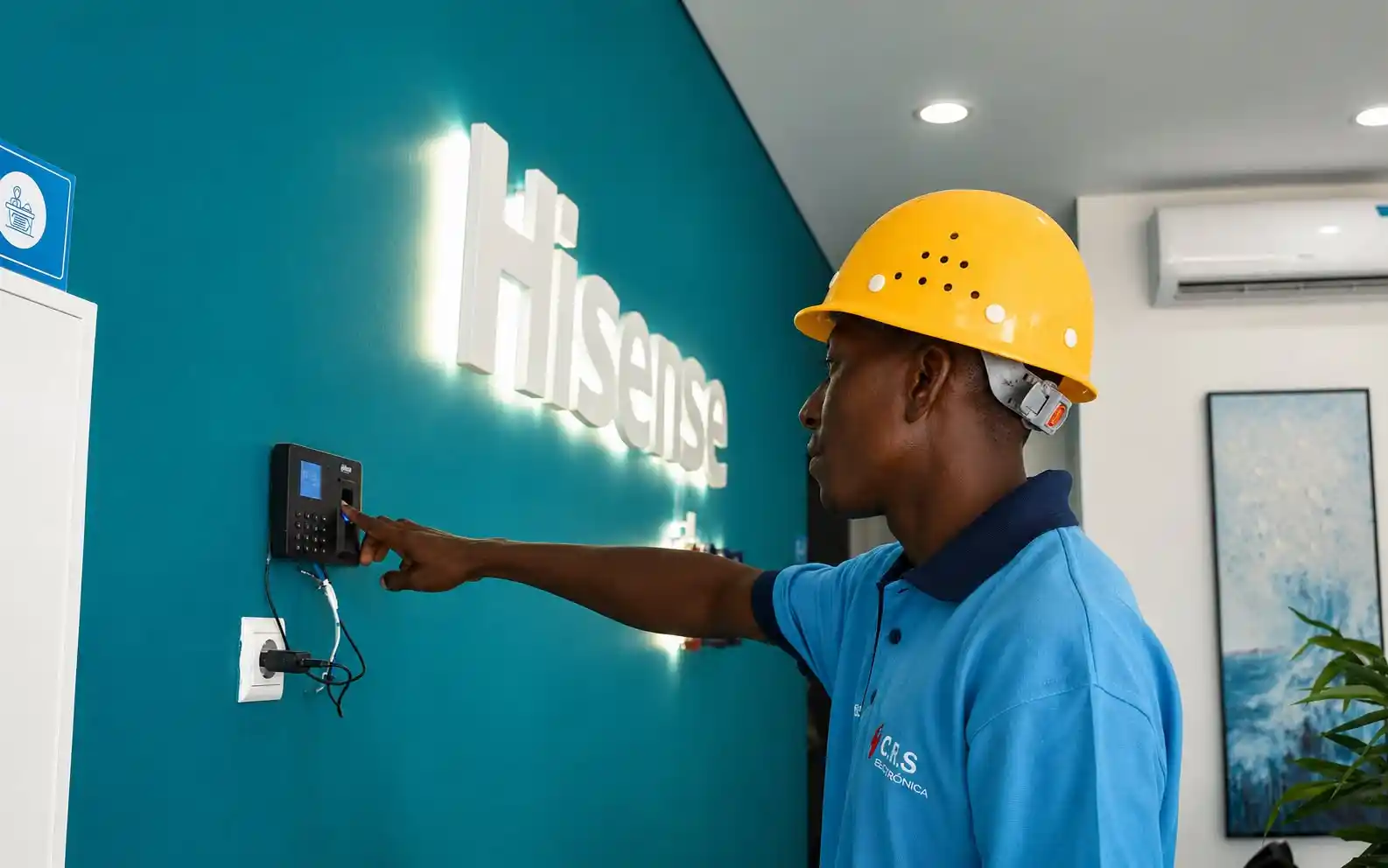 HISENSE