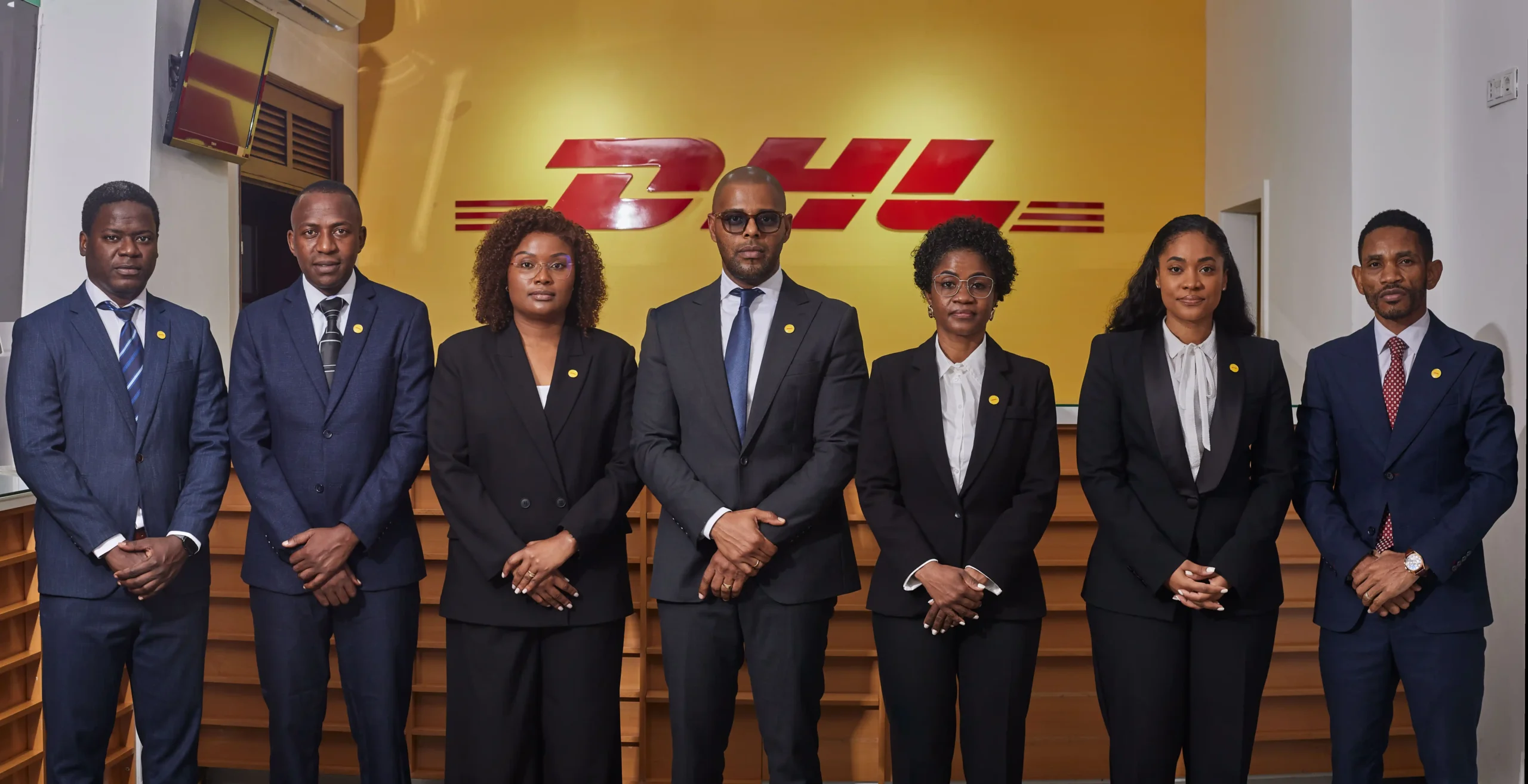 DHL